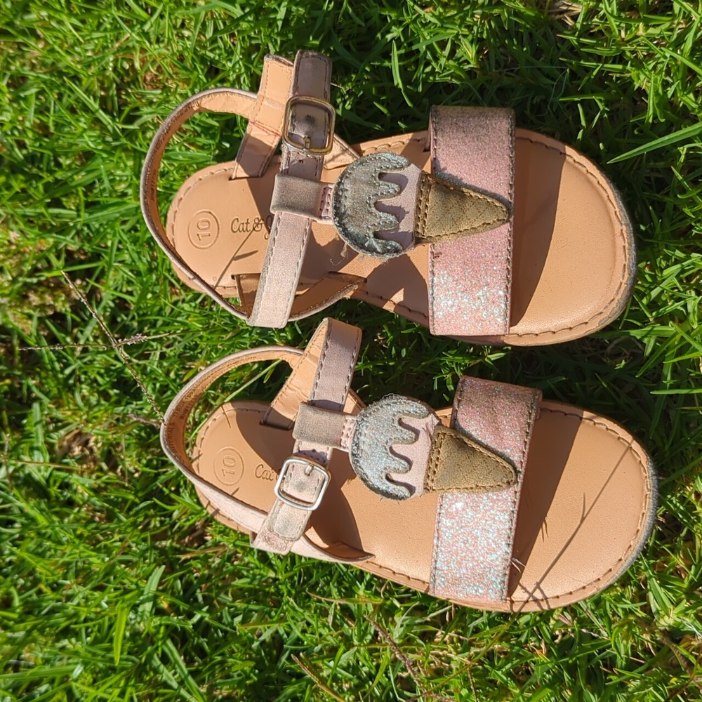 Sz 10 Ice Cream Sandals by Cat & Jack